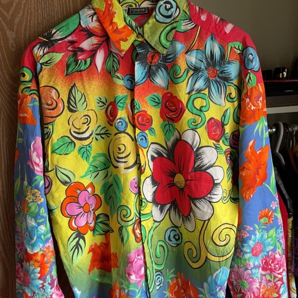 🌷💐Very Rare Versace flower print shirt 🌸🌺 - Picture 9 of 13